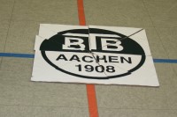 Das neue 'gepuzzelte' BTB-Logo im Aachener Gillesbachtal am 25.01.14