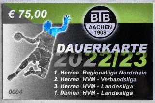 BTB-Dauerkarte der Saison 2022/2023 präsentiert von Bandit Philipp Wydera; Aachen, August 2022