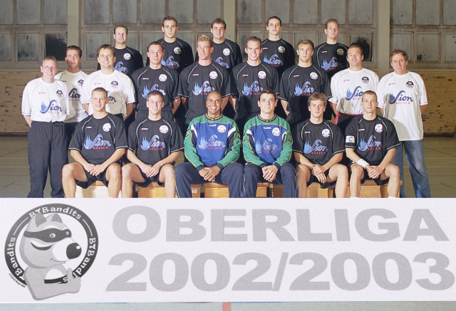 1. Herrenmannschaft 2002/2003 (56k)